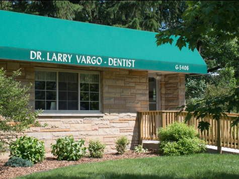 A photo of Dr. Larry Vargo - Dentist